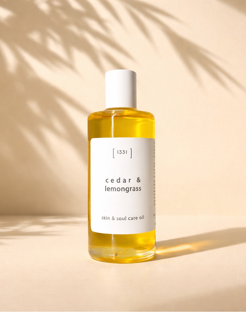 1331_botanical_body_oil_cedar_lemongrass